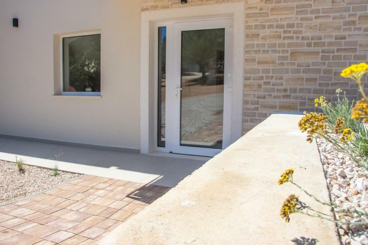 Villa Rooms Mediteran Borovici ภายนอก รูปภาพ